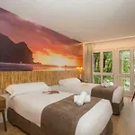 Casual De Olas 酒店 2*